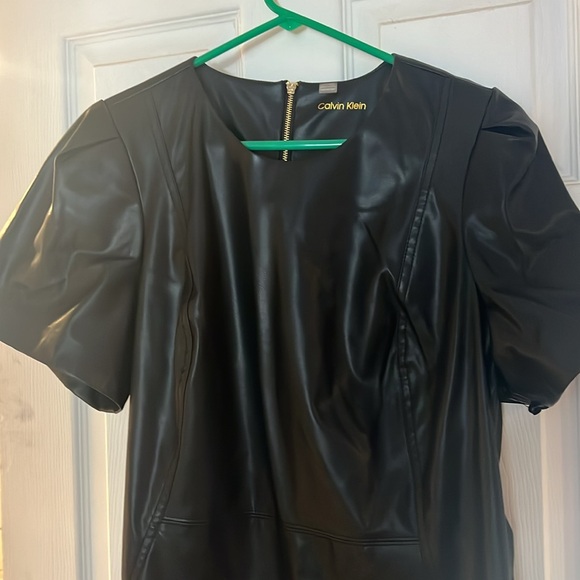 NWT 16w faux leather dress Calvin Klein - Picture 2 of 3